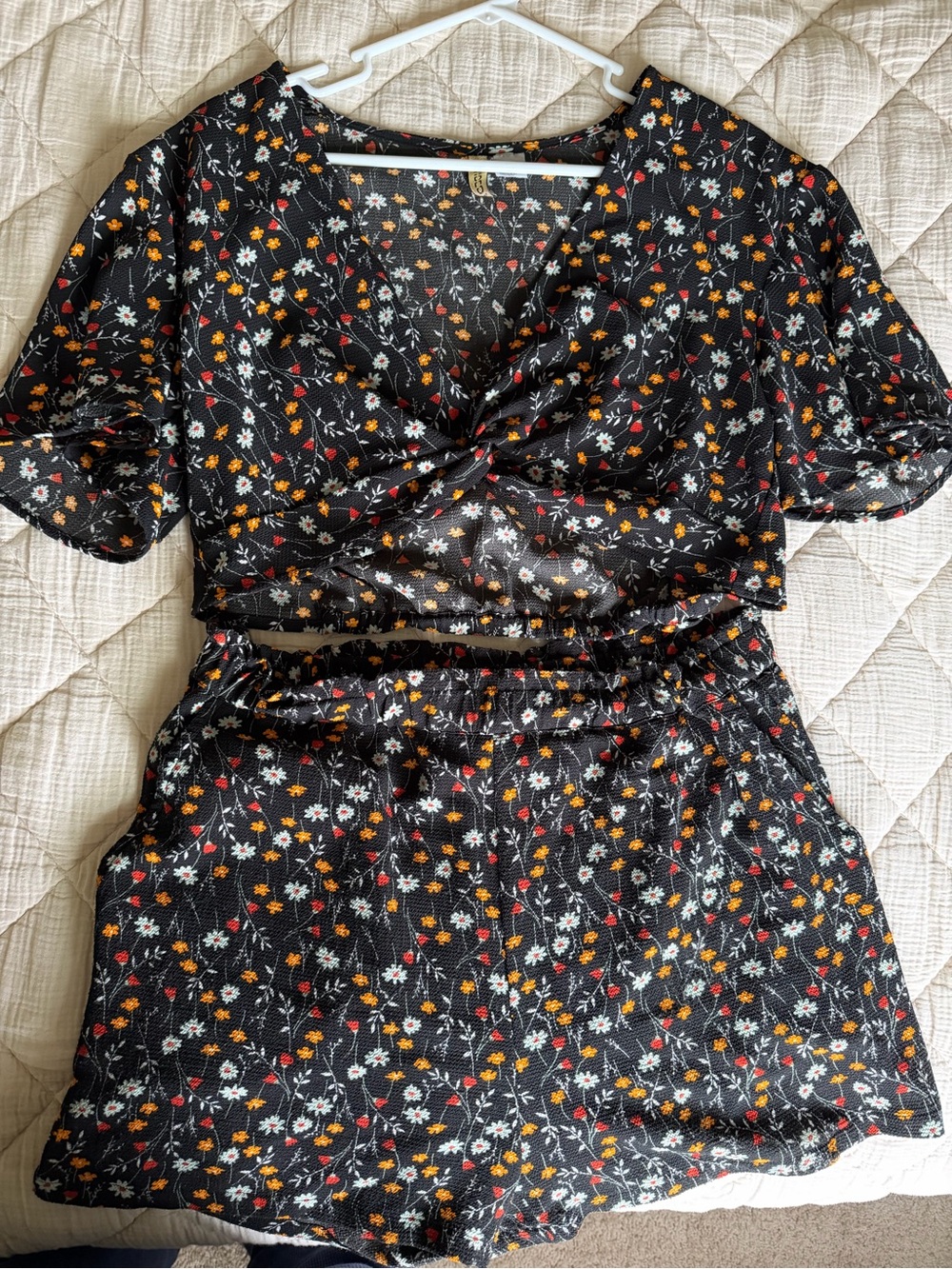 Black Floral set